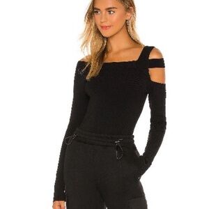 h:ours Black Cold-Shoulder Knit Top
